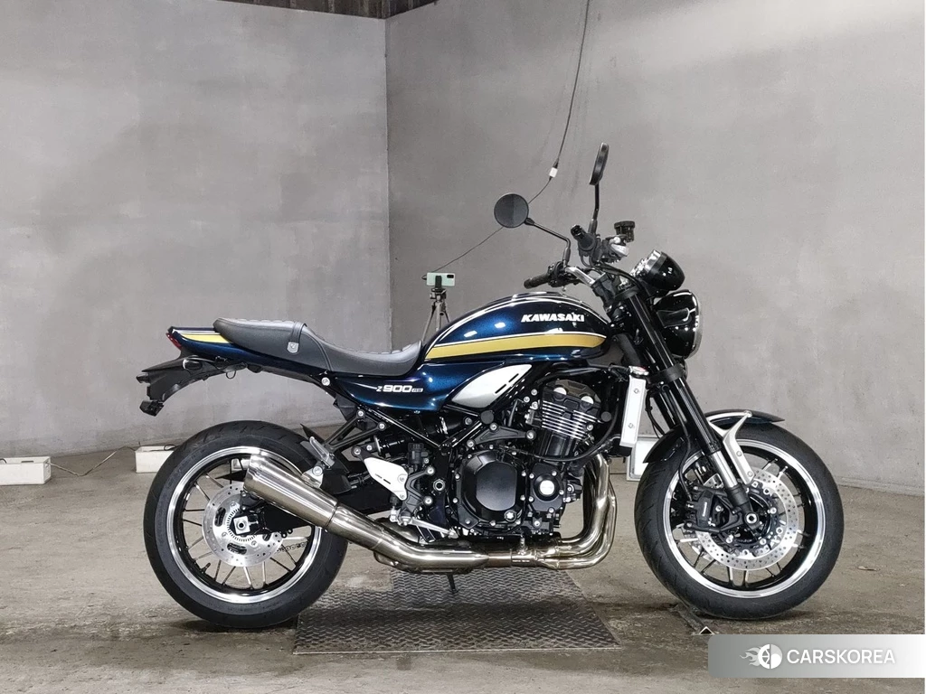 Проданный Kawasaki Z900RS 2021 из Японии
