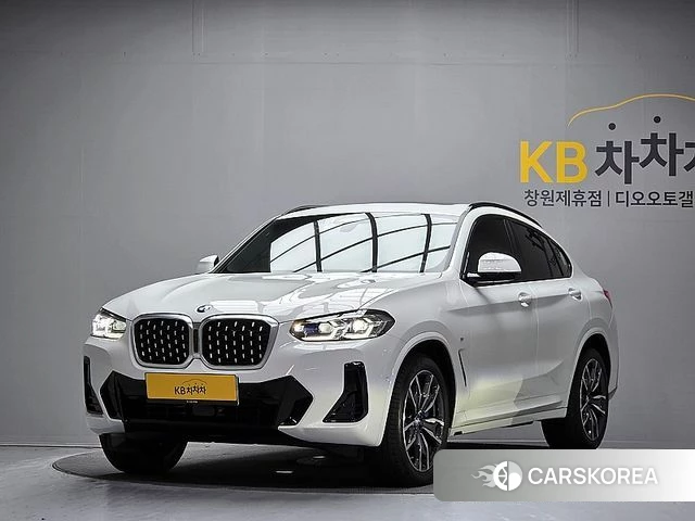 BMW X4 (G02) 2025 Белый из Кореи