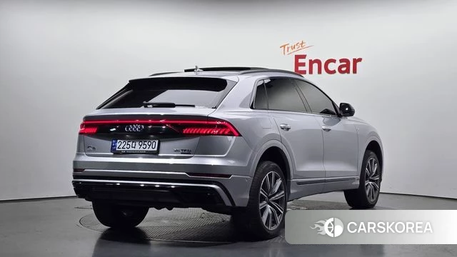 Audi Q8 (4M) 2021 Серебряный из Кореи