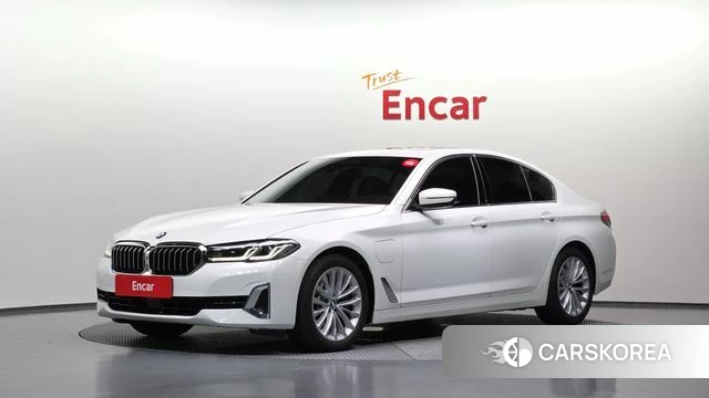 BMW 5 Series (G30) 2021 Белый из Кореи