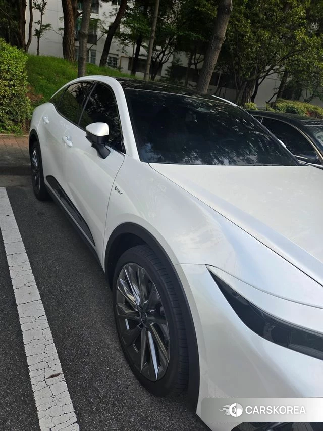 Toyota Crown Crossover 2025 Белый из Кореи