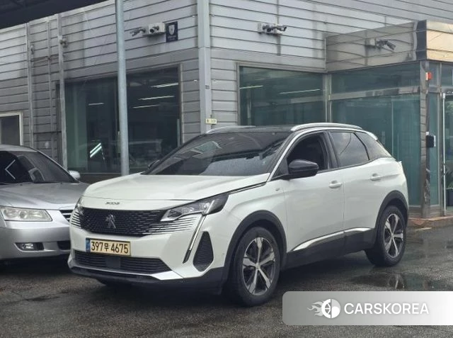 Peugeot 3008 second generation 2021 Белый из Кореи