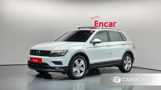 Volkswagen Tiguan second Generation 2020 Белый из Кореи