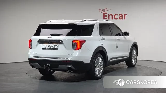 Ford Explorer 6th Generation 2019 Белый из Кореи