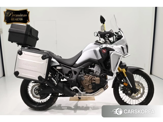 Проданный Honda CRF1000L AFRICA TWIN 2017 из Японии