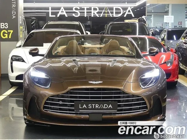 Aston Martin DB12 2024 Коричневый из Кореи