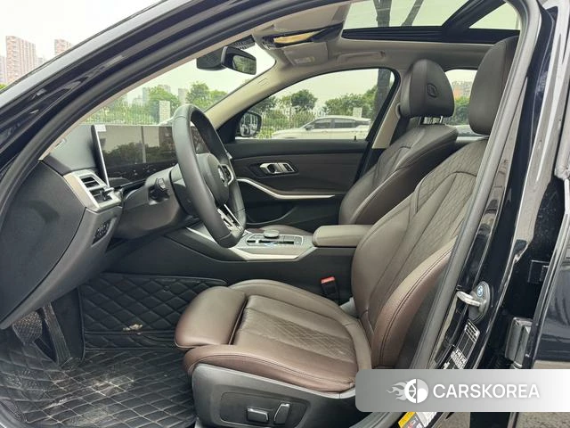 BMW i3 2024 Черный из Китая