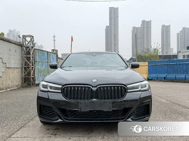 BMW 5 series 2022 Черный из Китая