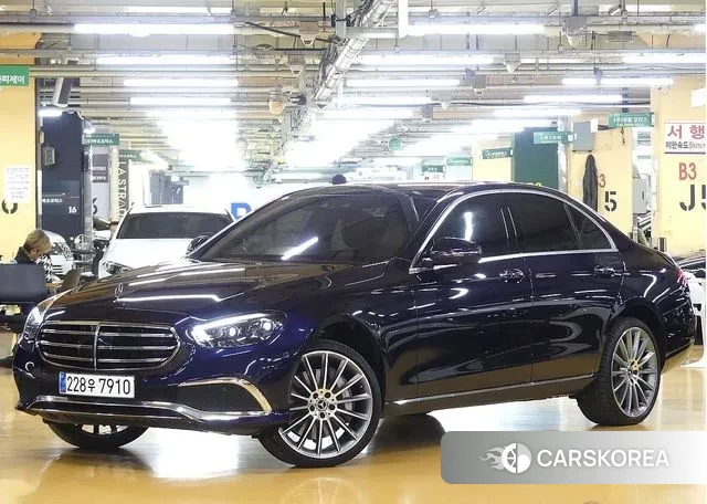 Mercedes-Benz E-Class W213 2023 Синий из Кореи
