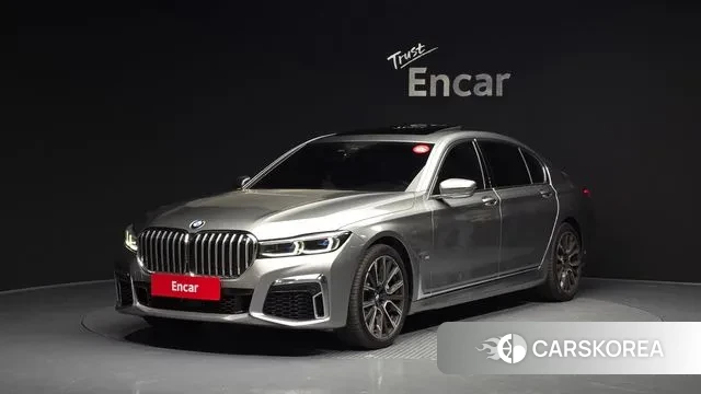 BMW 7 Series (G11) 2019 Серебристо-серый из Кореи