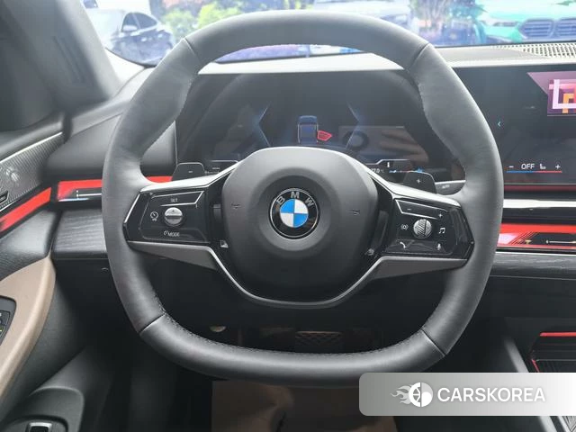 BMW 5 series 2024 Черный из Китая