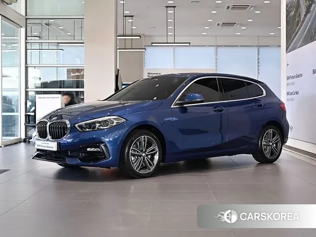 BMW 1 Series (F40) 2022 Синий из Кореи