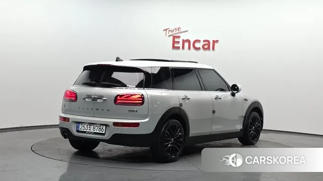 Mini Cooper Clubman 2022 Серебряный из Кореи