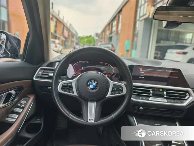 BMW 3 series 2021 Черный из Китая