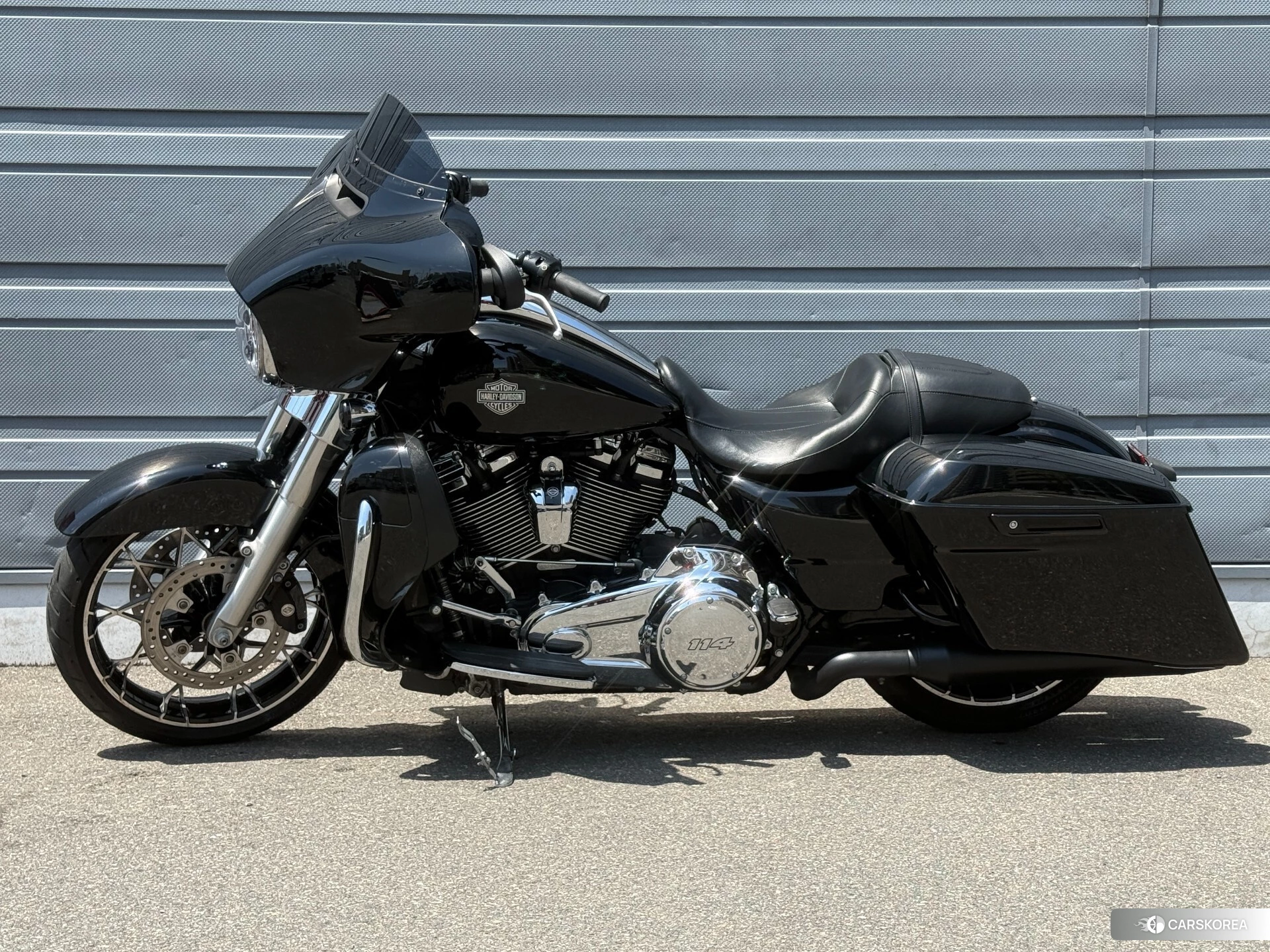 Проданный Harley-Davidson Street Glide FLHXS1690 2023 из Японии