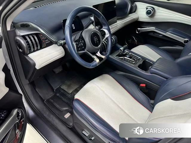 BYD Yuan PLUS 2023 Серебристо-серый из Китая