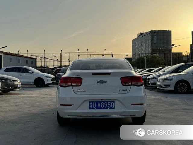 Chevrolet Mai Ruibao 2018 Белый из Китая