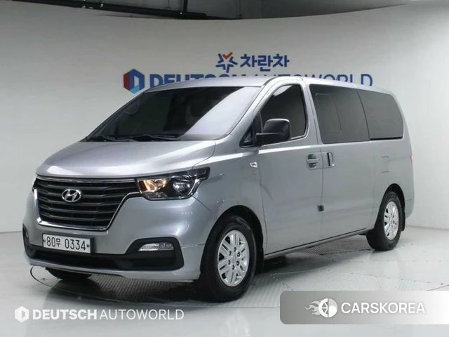 Hyundai The New Grand Starex 2018 Серый из Кореи