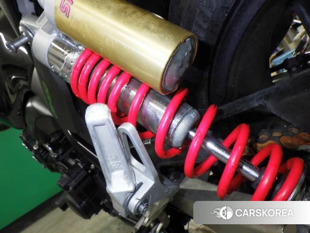 Проданный Honda CB400SF id 4184764 из Японии, фото 5