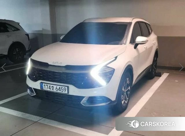 Kia Sportage 5th Generation Hybrid 2023 Белый из Кореи