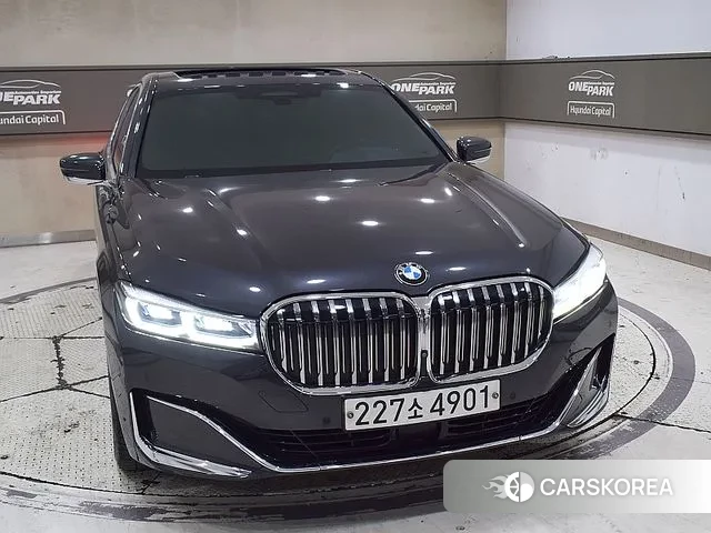 BMW 7 Series (G11) 2020 Серый из Кореи