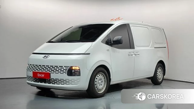 Hyundai Staria 2021 Белый из Кореи