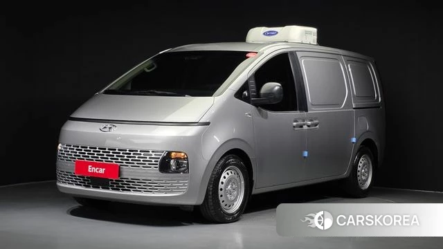 Hyundai Staria 2023 Серебряный из Кореи