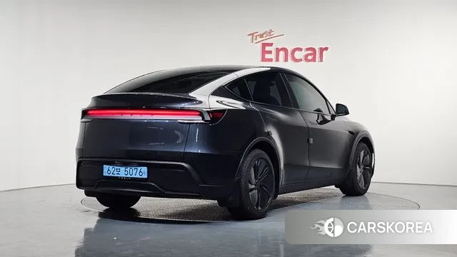 Tesla Model Y 2025 Серый из Кореи