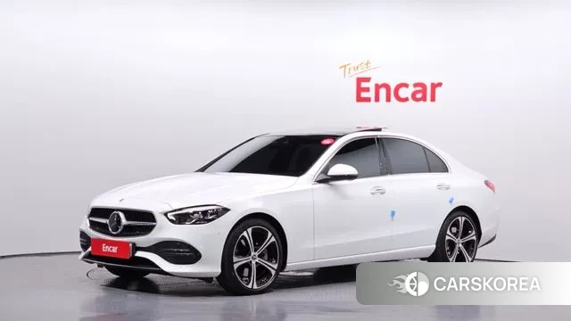 Mercedes-Benz C-Class W206 2023 Белый из Кореи