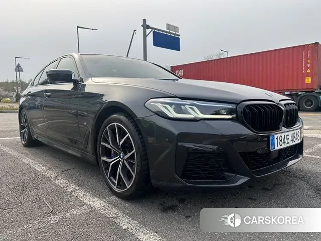 BMW 5 Series (G30) 2023 Серый из Кореи
