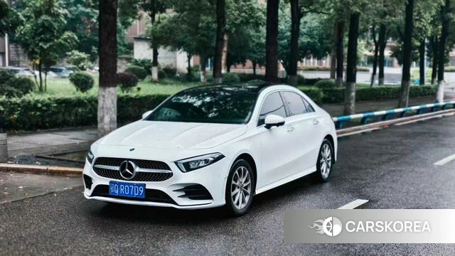 Mercedes-Benz Class A 2021 Белый из Китая