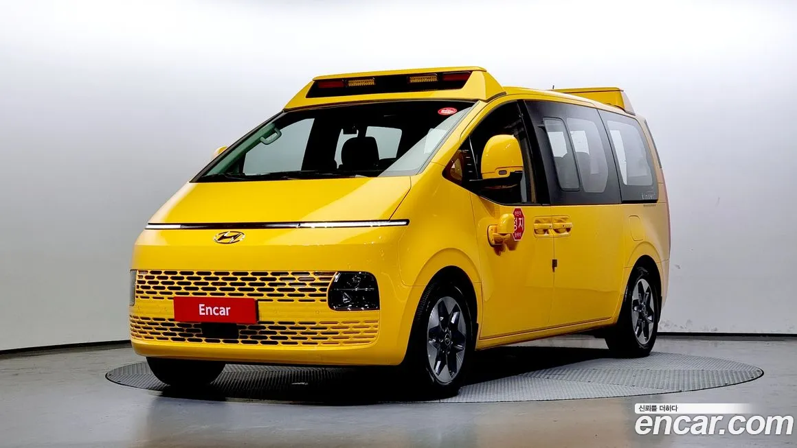 Hyundai Staria 2023 из Кореи