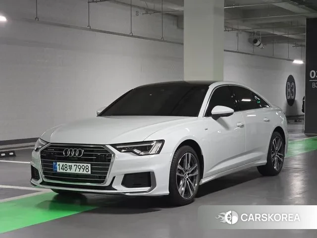 Audi A6 (C8) 2021 Белый из Кореи