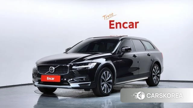 Volvo V90 Cross-Country 2024 Черный из Кореи