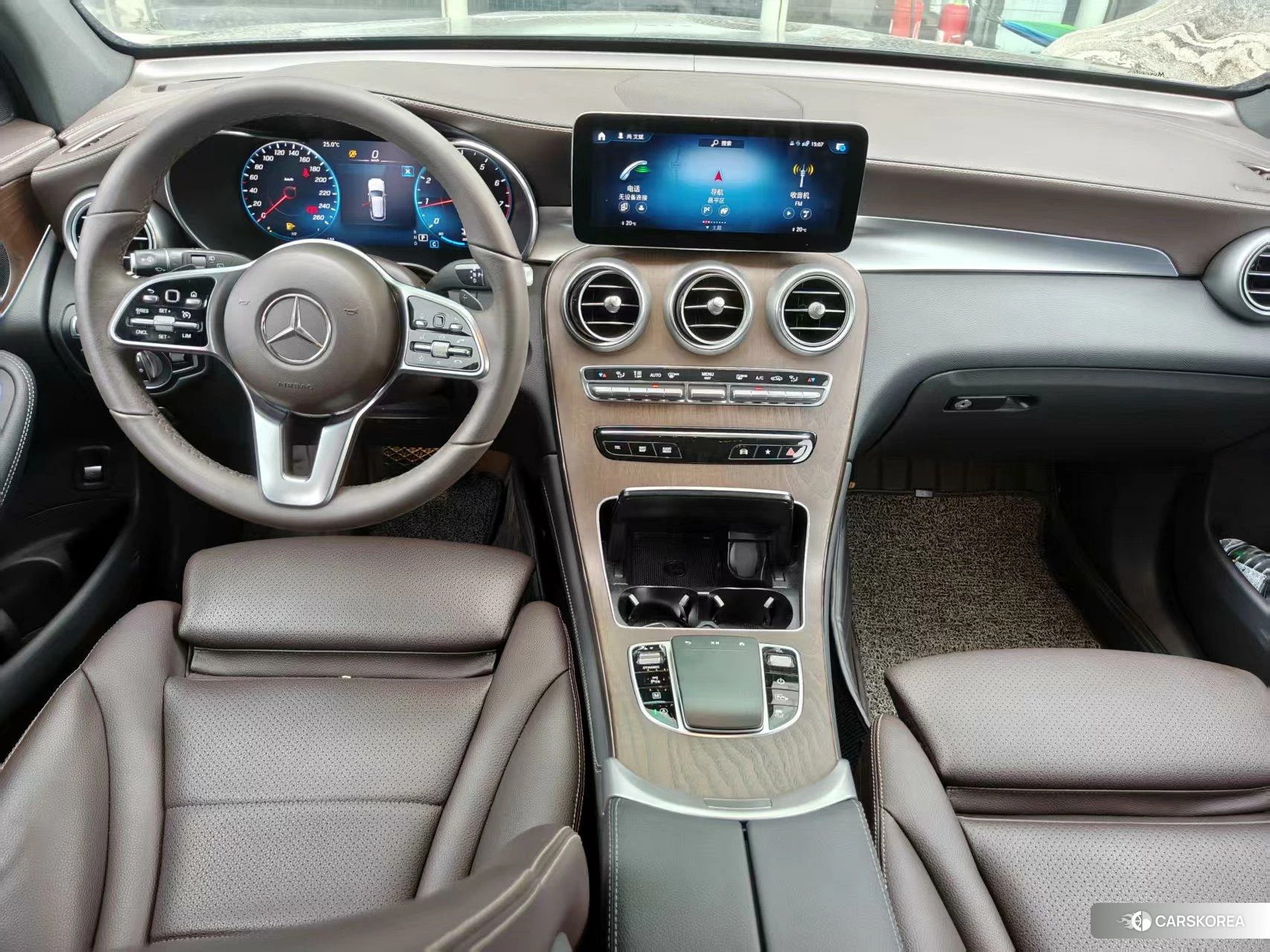 Mercedes-Benz GLC 2022 Черный из Китая