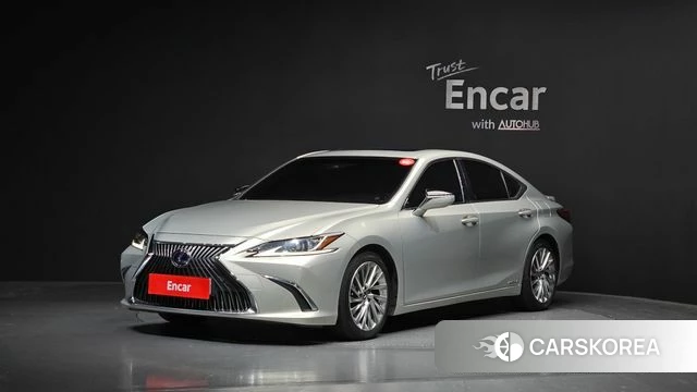 Lexus ES300h 7th generation 2019 Цвет галактики из Кореи
