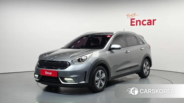 Kia Niro 2019 Серебристо-серый из Кореи