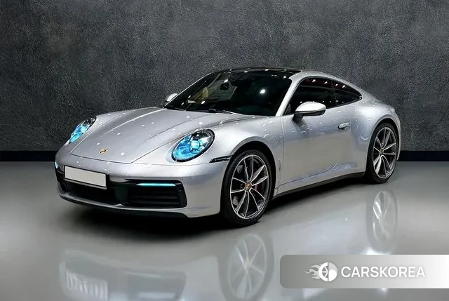 Porsche 911(992) 2020 Серебряный из Кореи