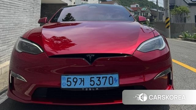 Tesla Model S 2023 Красный из Кореи