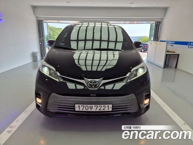 Toyota Sienna id 2912201 из Кореи