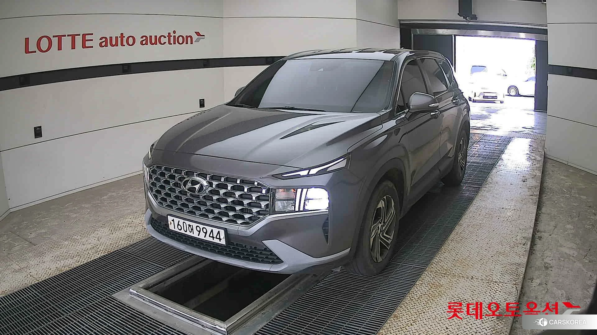 Hyundai Santa Fe 2021 Magnetic Force из Кореи