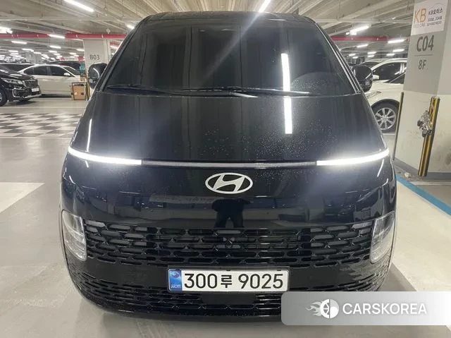 Hyundai Staria 2025 Черный из Кореи