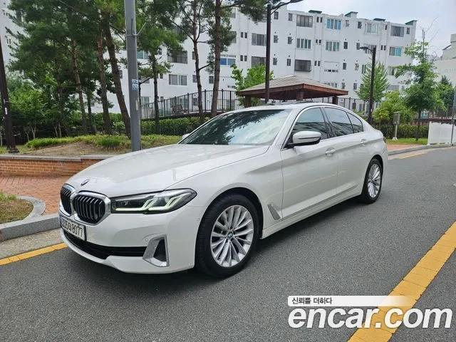 BMW 5 Series (G30) 2021 Белый из Кореи