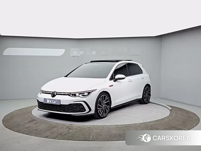 Volkswagen Golf 8th Generation 2024 Белый из Кореи