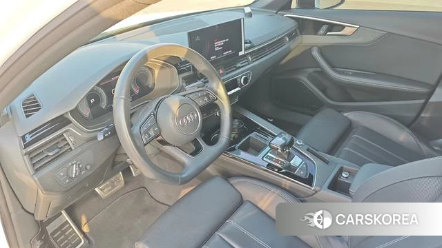 Audi A4L 2023 Белый из Китая