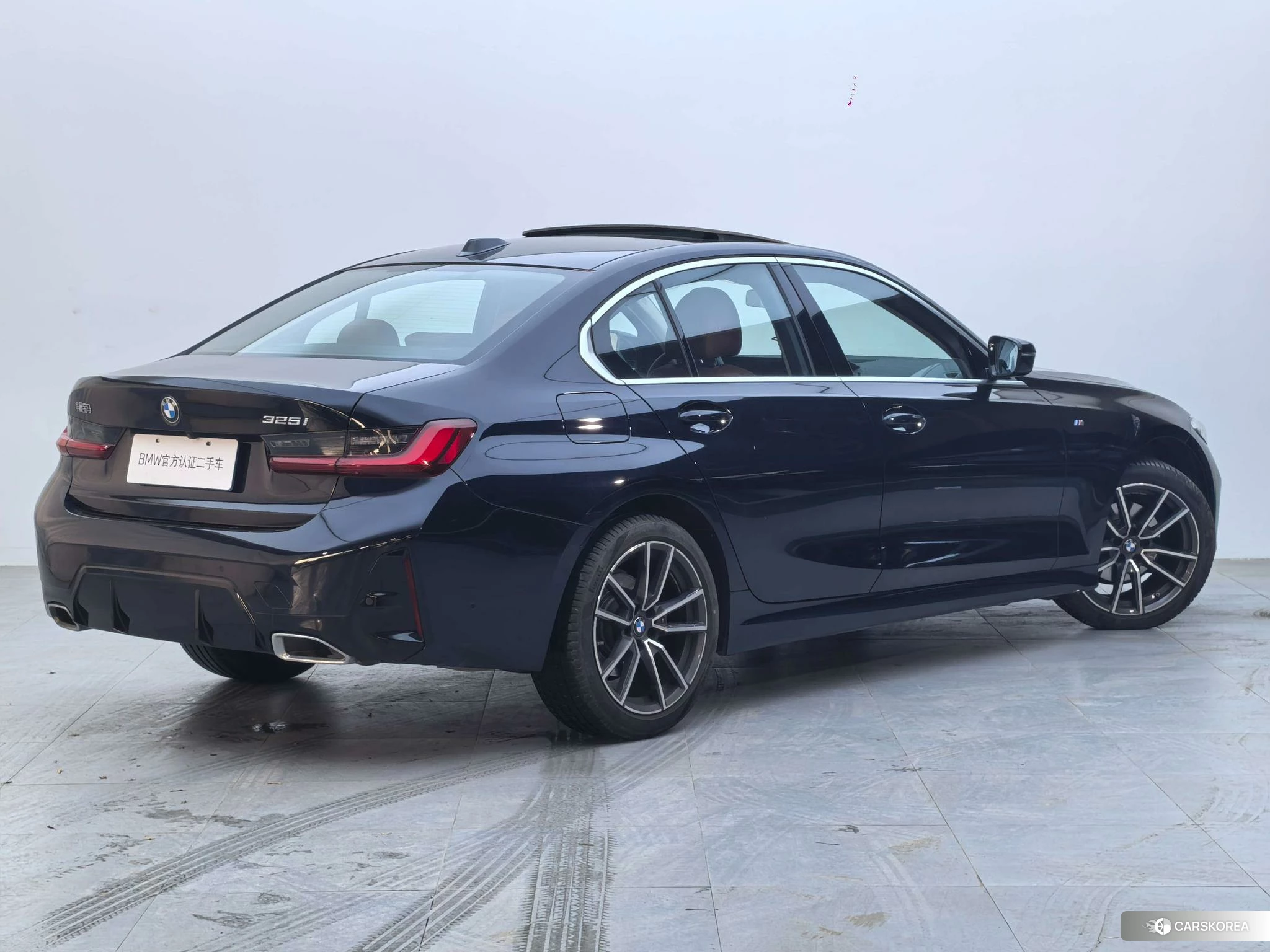 BMW 3 series 2024 Черный из Китая