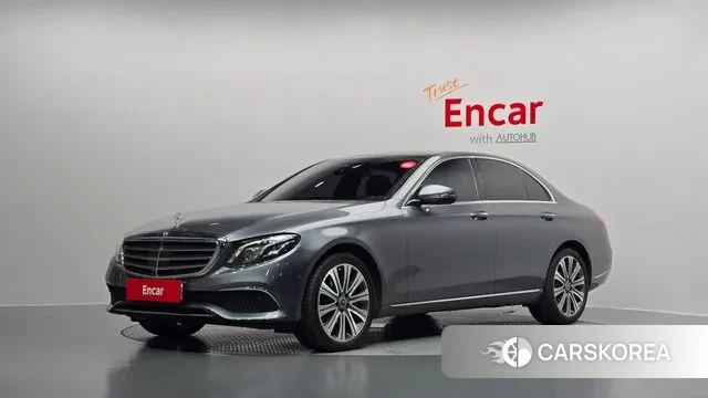 Mercedes-Benz E-Class W213 2019 Серый из Кореи