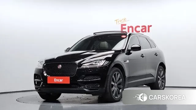 Jaguar F-PACE 2019 Черный из Кореи