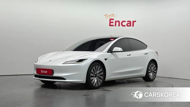 Tesla Model 3 2024 Белый из Кореи