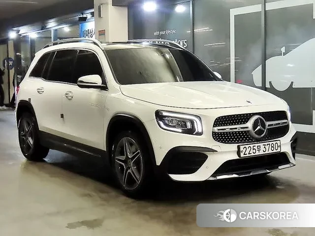Mercedes-Benz GLB-Class X247 2020 Белый из Кореи